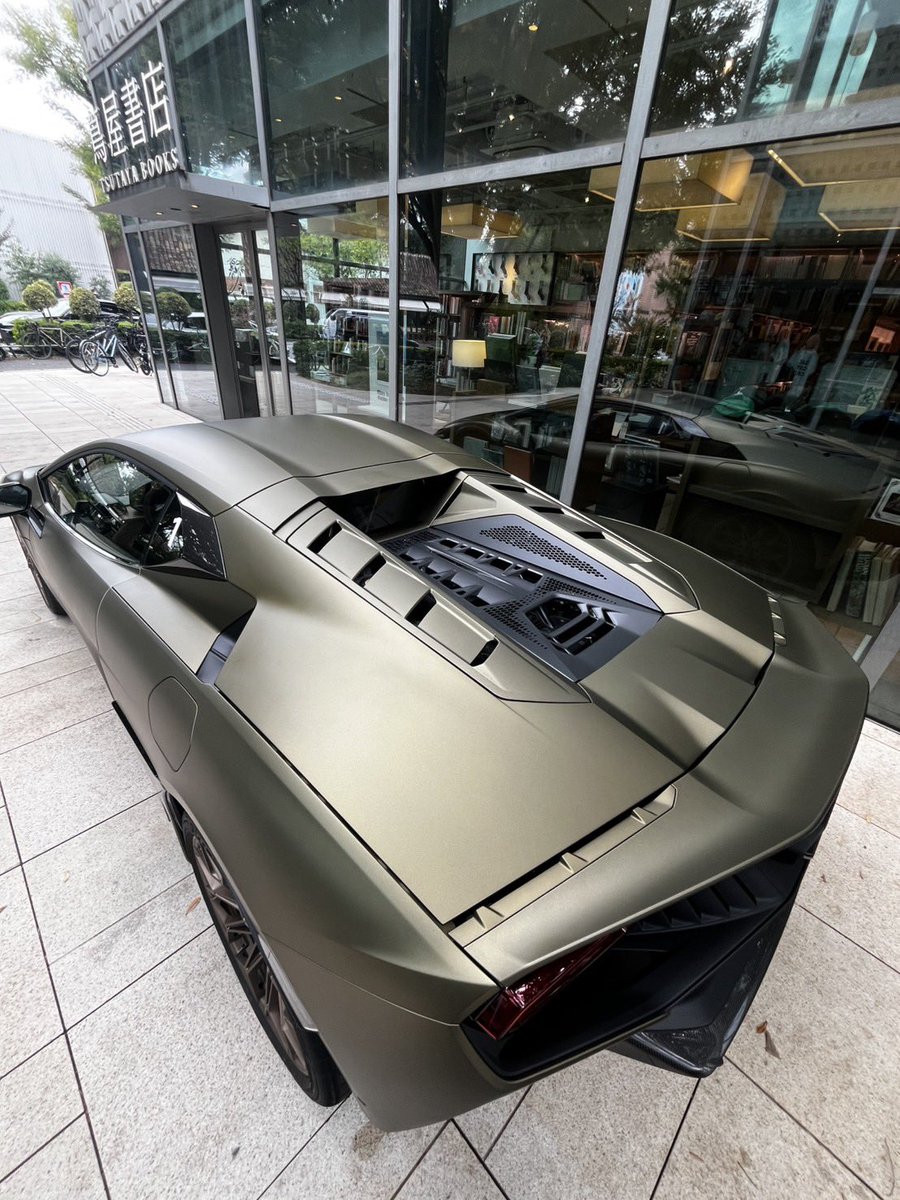 DT_car's tweet image. 【Lamborghini Temerario Japan Roadshow】

代官山T-SITEメインストリート
2025年11月08日(土) - 11月09日(日)
9:00～19:00

11月8日（土）と9日（日）の2日間、ランボルギーニの新型スーパースポーツ「テメラリオ」を特別展示いたします。