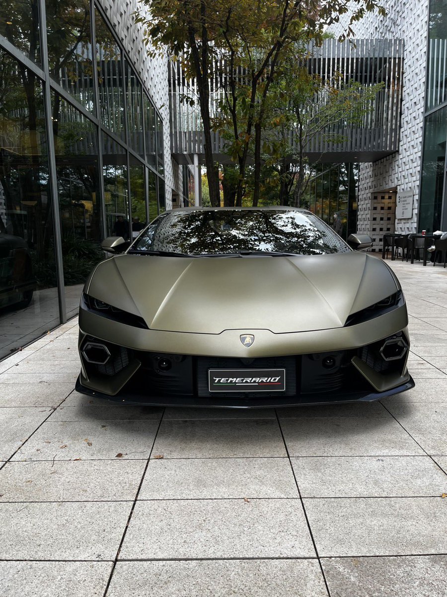 DT_car's tweet image. 【Lamborghini Temerario Japan Roadshow】

代官山T-SITEメインストリート
2025年11月08日(土) - 11月09日(日)
9:00～19:00

11月8日（土）と9日（日）の2日間、ランボルギーニの新型スーパースポーツ「テメラリオ」を特別展示いたします。