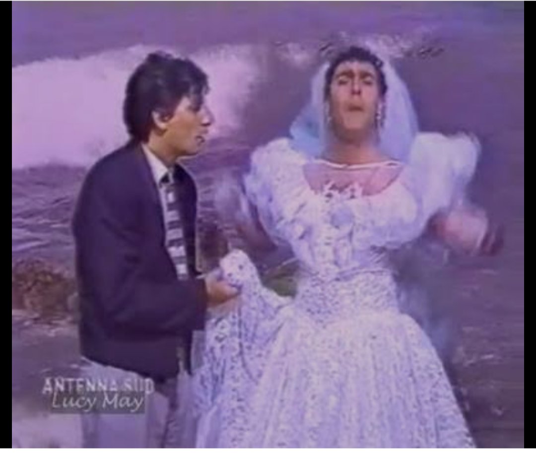 Sarà stato quel tuo modo elegante di strisciare con gli zatteroni o il tuo tatuaggio così delicato del 7 di denari con l'asso di bastoni <a href="/VincenzoNamor85/">Vincenzo Namor</a> <a href="/King1Brutal/">BrutalKing1</a> <a href="/Marcello742/">M.</a> <a href="/AlanGuerzoni/">Alan Guerzoni</a> <a href="/wannabebaol/">Il Poro Birréro 🤔</a>