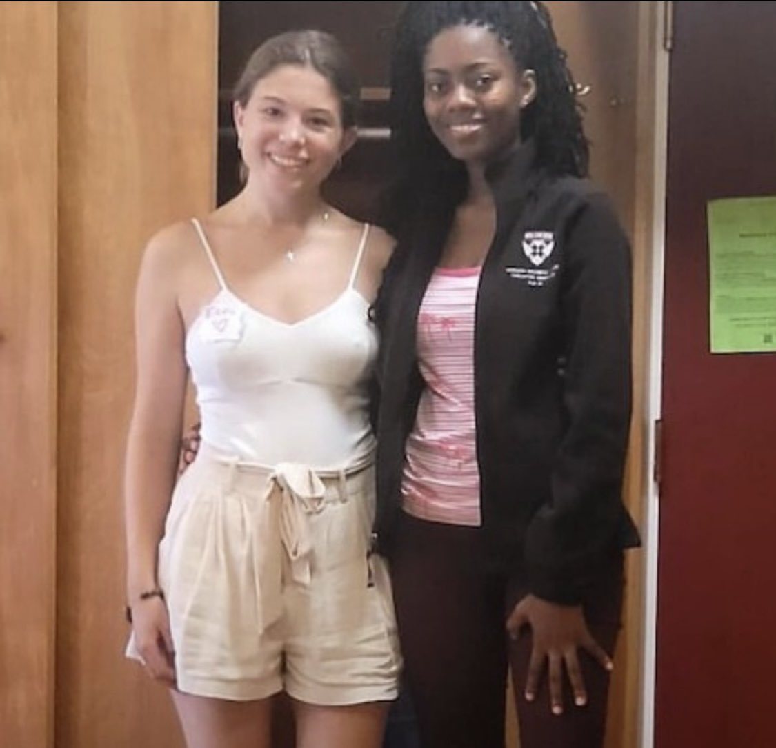 Thevokofficial's tweet image. 📍📍 NSMQ Alumni Spotlight 📍📍

In 2021, Francisca Lamini of Keta SHTS made history as the first female in 8 years to reach the NSMQ finals. Scoring 8 A’s twice, she now studies Molecular &amp;amp; Cellular Biology at Harvard-proof that brilliance knows no bounds. 👀
#AlumniSpotlight