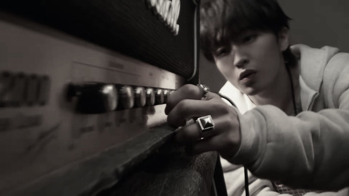 Showed up with so much energy that the whole place lit up the moment I stepped in.