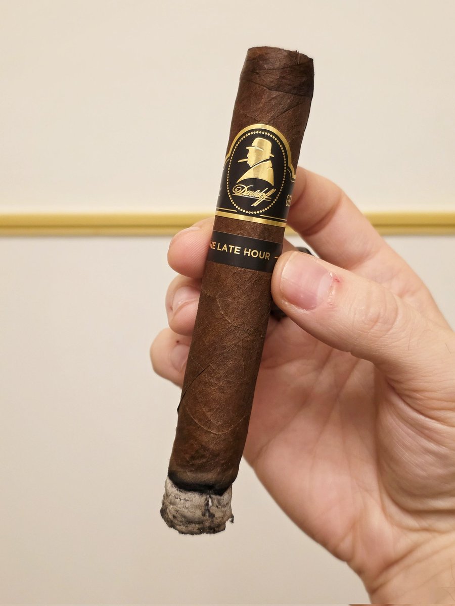 NicoM310's tweet photo. Quite the Friday
#herf #LateHour #FuenteFriday #Opus https://t.co/Mi80ErAmTw