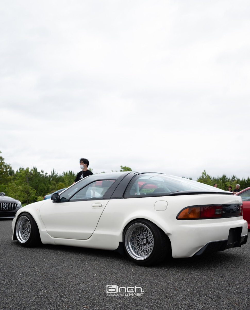 実はフロントフェンダーは18年前に製作した頃のままです。

2年前に突発性難聴を患って、完治して平穏な日々を過ごしていたらまた突発性難聴の魔の手が👂️

ストレス〜睡眠〜過労が原因とされてますが‥アレだ、セラに乗ってないからだよきっとソレだよ💨
#トヨタセラ
#toyotasera