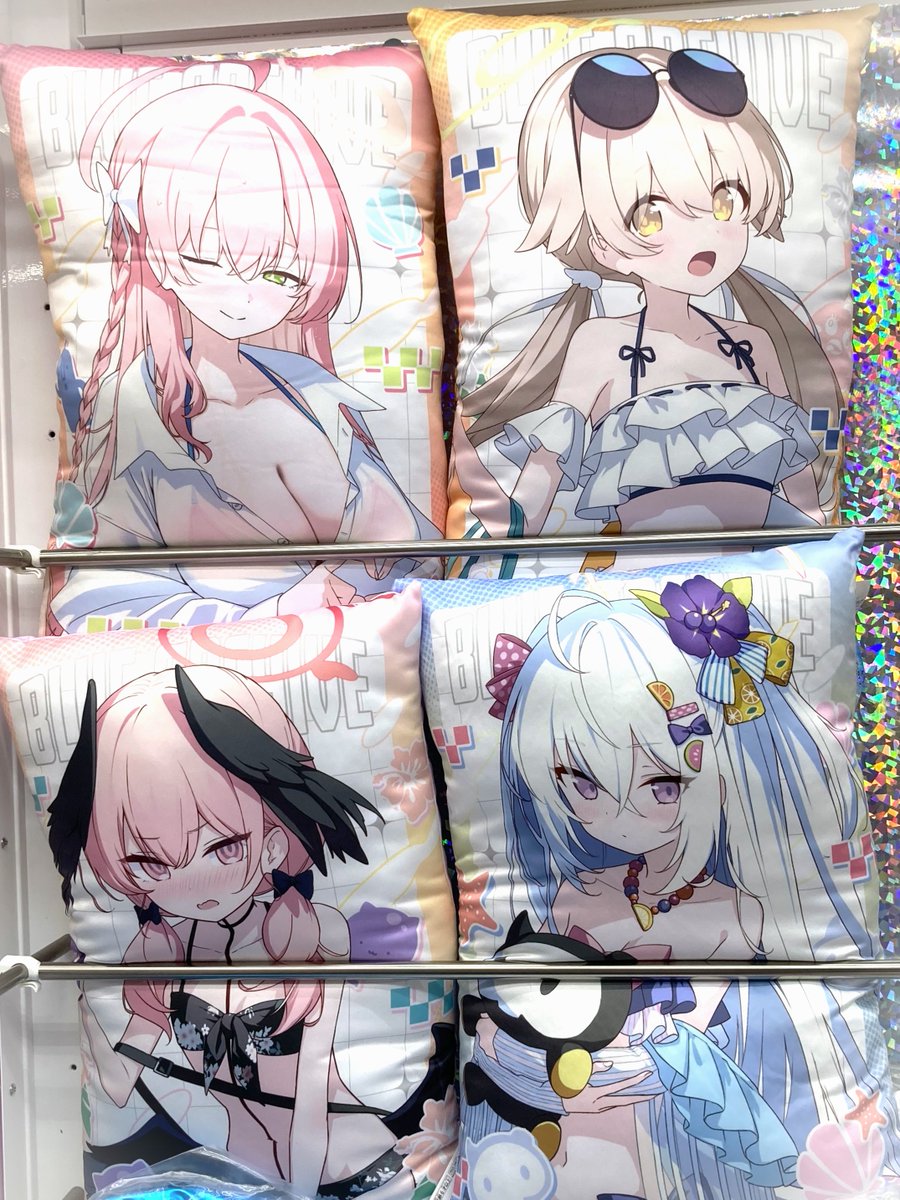 ブルーアーカイブ 描き下ろしビジュアルアートクッション 水着ver. 美