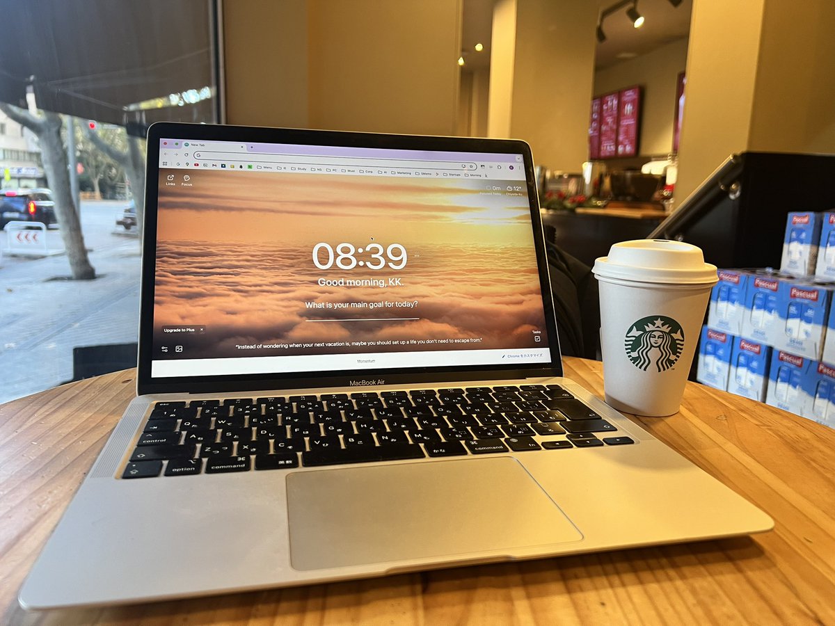 morio_routine's tweet image. 土曜日スタートおおおおおおお冬手前のスタバの雰囲気ばり好き