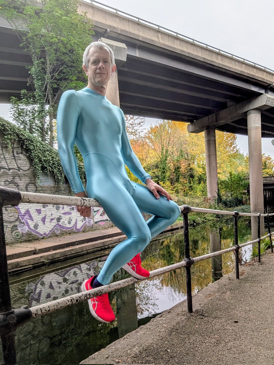 Another favourite while exploring the canals of Birmingham... Anyone want to join me next time?