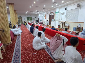 محاضرة بعنوان:
📋 | غرس القيم في الأبناء 
🎙️ | الداعية : خالد بن عبداللطيف المزهر
🕌| جامع (مصعب بن عمير) 
⏰| بعد صلاة العشاء
🗓 | الثلاثاء 13-05-1447هـ
👥| عدد المستفيدين (50) مستفيد

<a href="/dawahrt/">#جمعية_الدعوة_رأس_تنورة</a>