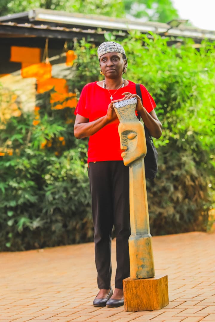 Dr Lilian Nabulime, a celebrated African sculptor gracing the running exhibition at Pharaoh Garage and Auto Spa with her amazing works and presence
#UnveilingPharaoh