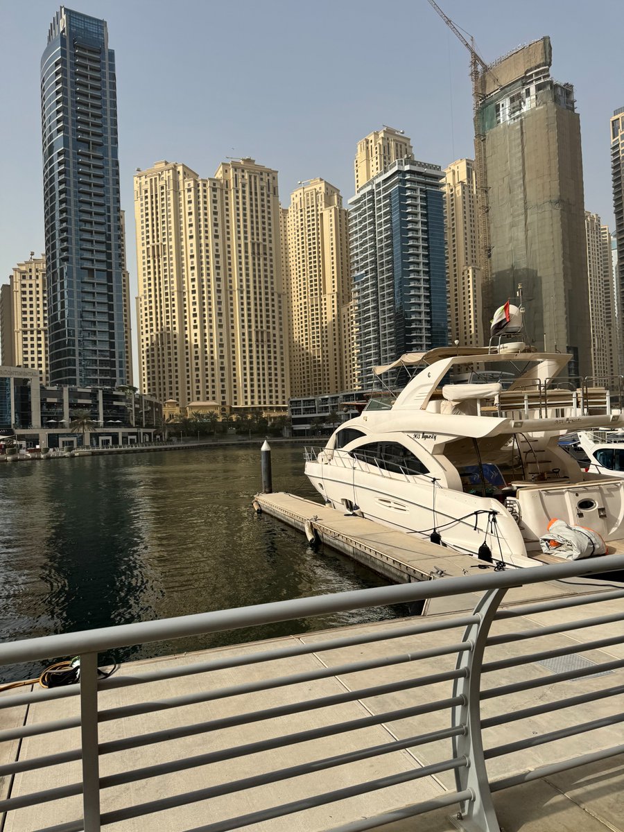 andrewconstabl9's tweet image. Dubai didn’t get lucky.
It built strategic dominance from desert sand — with speed, scale &amp;amp; sharp choices.
Vision meets velocity.
#Strategy #Execution #Leadership