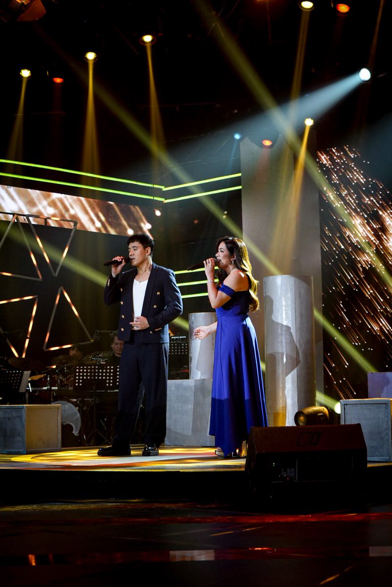 kreativdenph's tweet photo. Power Diva Angeline Quinto, together with Erik Santos, graced the It’s Showtime stage once again with a special performance for the #TNT9AngHulingTapatan! ✨

#KreativDen #KD #KDStar #AngelineQuinto https://t.co/d7lYP3nMXT