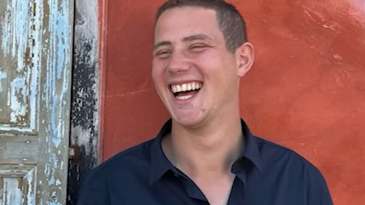 Hundreds of mourners attend funeral of returned Hamas hostage Capt. Omer Neutra abc7ny.com/post/hundreds-…