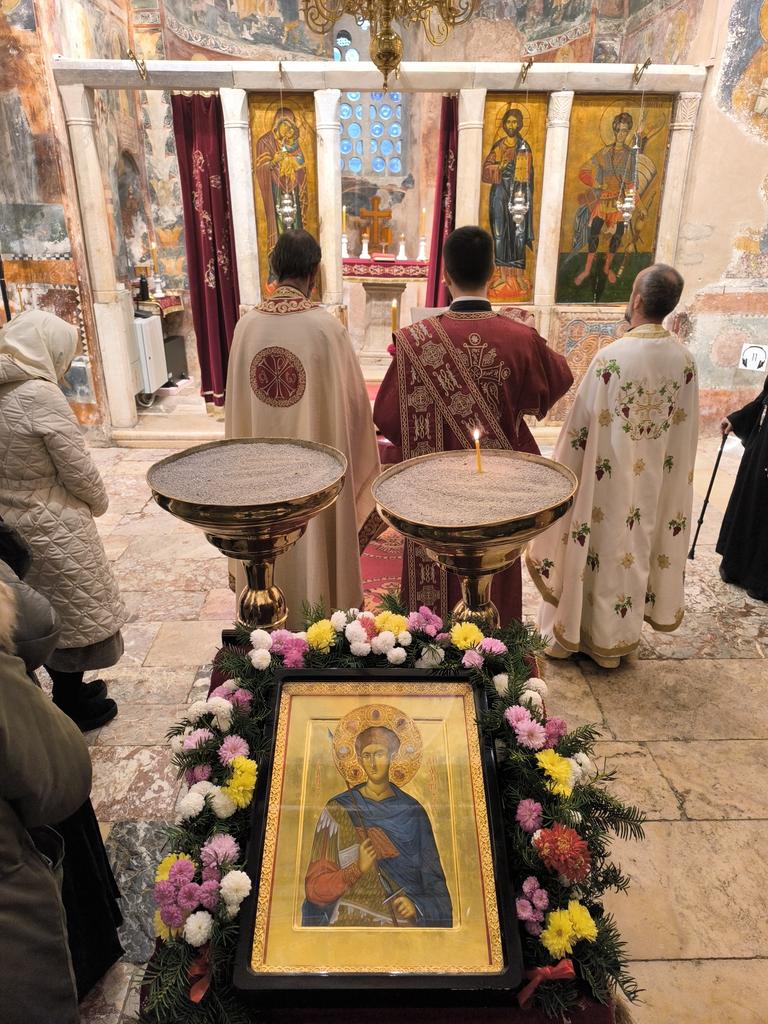 Слава цркве Светог Димитрија у Пећкој Патријаршији, управо. ❤️