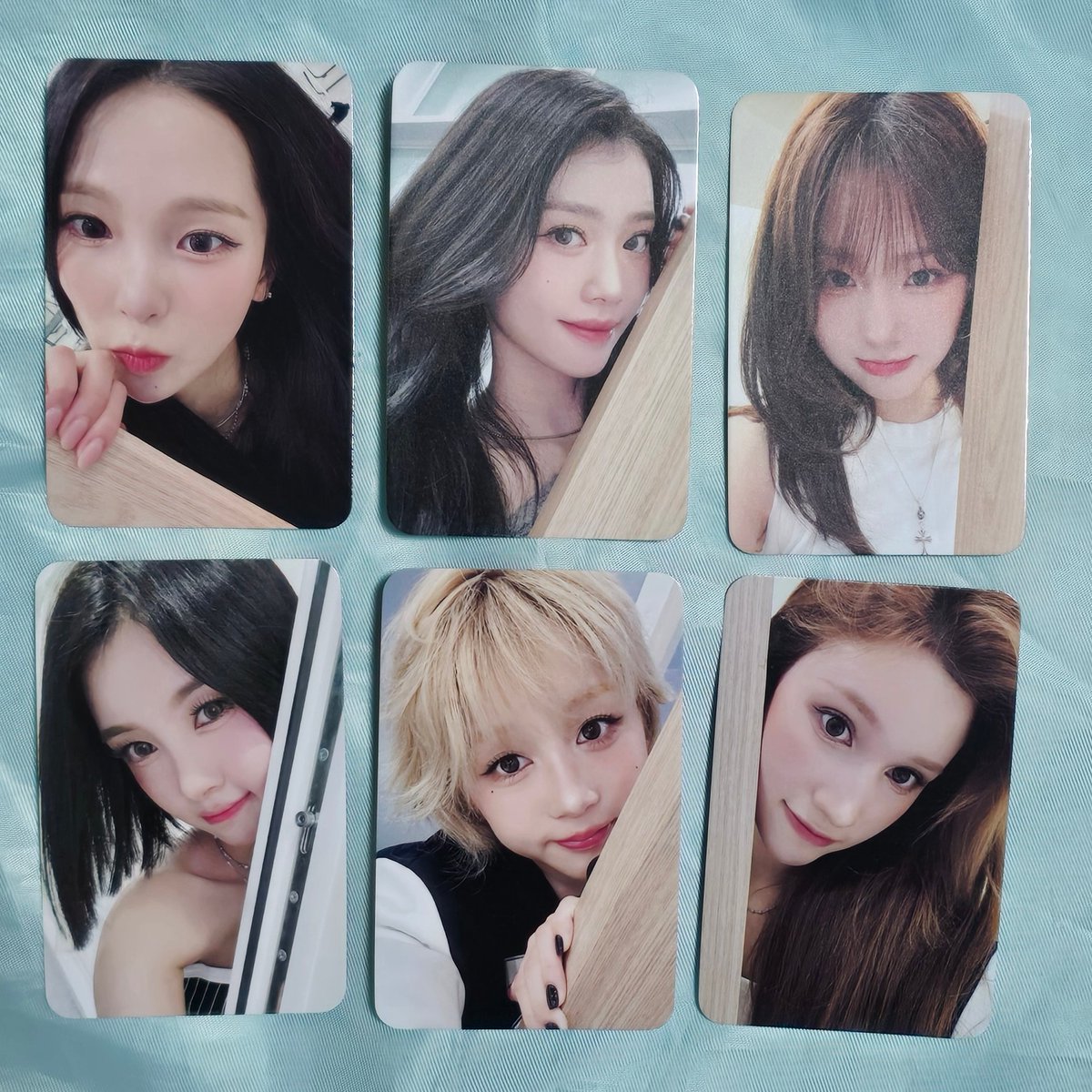 bahiyyih_ILY_'s tweet photo. 케플러 디어마이뮤즈 3차 대면 포토 영통 미공포

빼꼼 ver.                                         내 사과를 받아줘 ver. https://t.co/fDa9hCIz4b