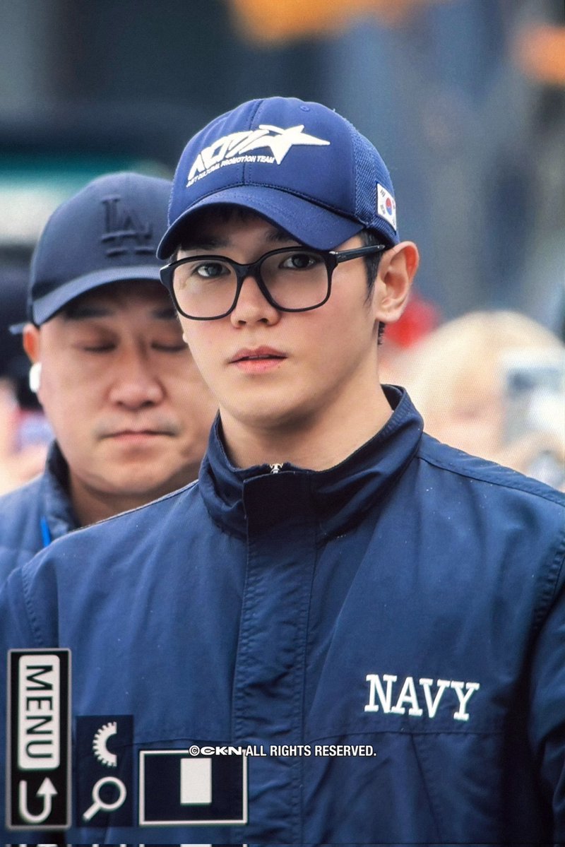 FashionistD's tweet image. Today is all about #TAEYONG of #NCT 💙😍✨