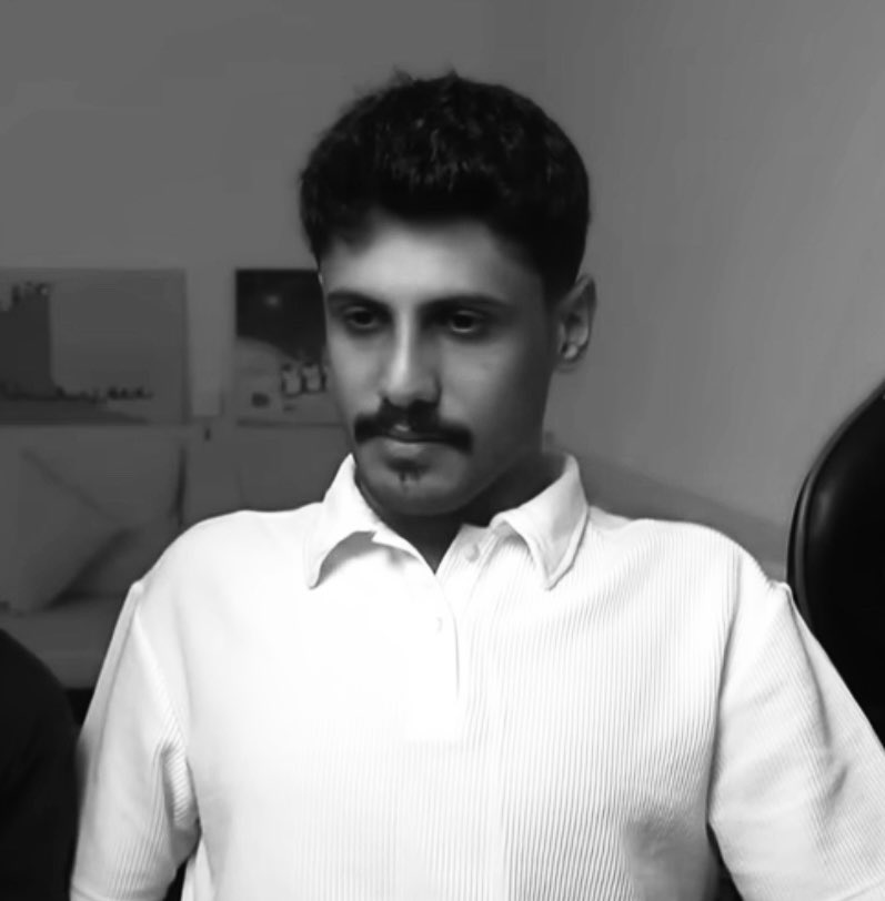 امي طشمت علي عشان المقطع ما نزل 
تحسبني محمد