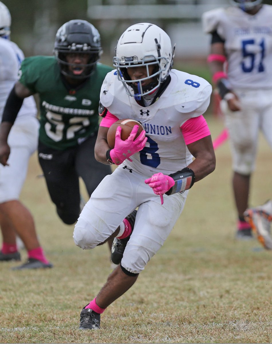 nemo7goated's tweet photo. Coaches let’s get in contact!
1,019 yds
121 carries 
16tds 
8.4 yards per carry 
https://t.co/NeZHMsiioY https://t.co/FbUPvAjKt2
