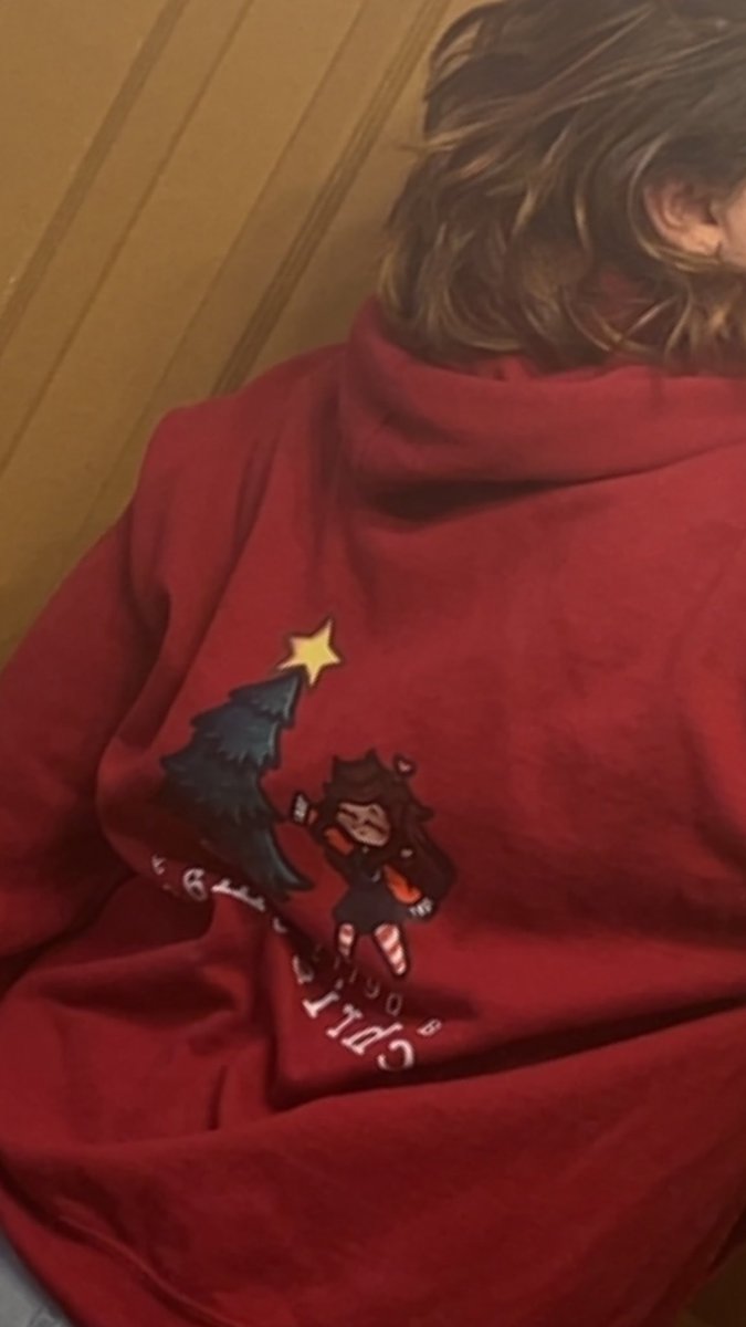 It’s getting cold, time to bring out the <a href="/galaxushii/">xushii ♡ɞ° 🍓🎀</a> merch