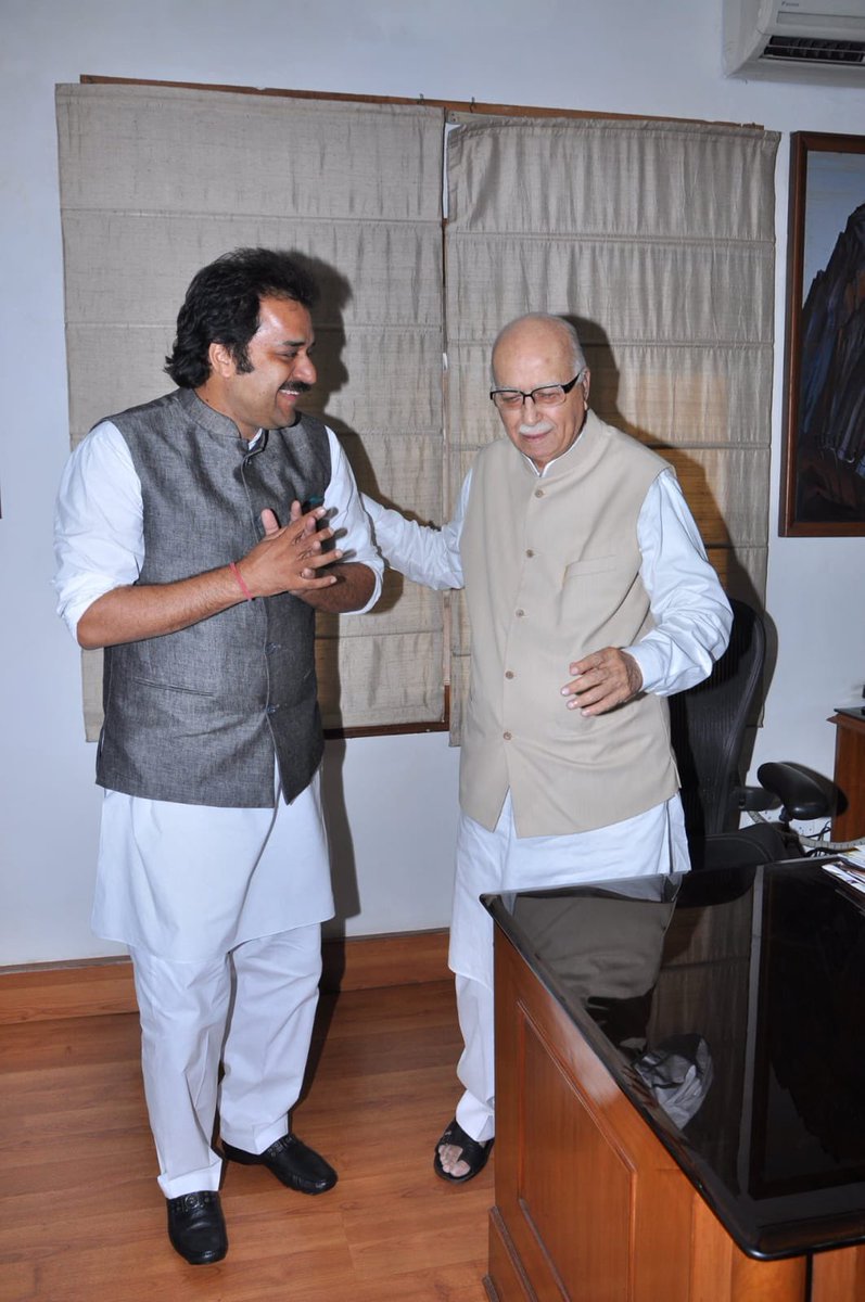 bishnoikuldeep's tweet photo. पूर्व उप प्रधानमंत्री, देश के वरिष्ठ नेता श्री लाल कृष्ण आडवाणी जी को उनके जन्मदिन पर हार्दिक शुभकामनाएँ। उनके अच्छे स्वास्थ्य और दीर्घायु की कामना करता हूँ। 🙏 https://t.co/ggPsSBkCQh