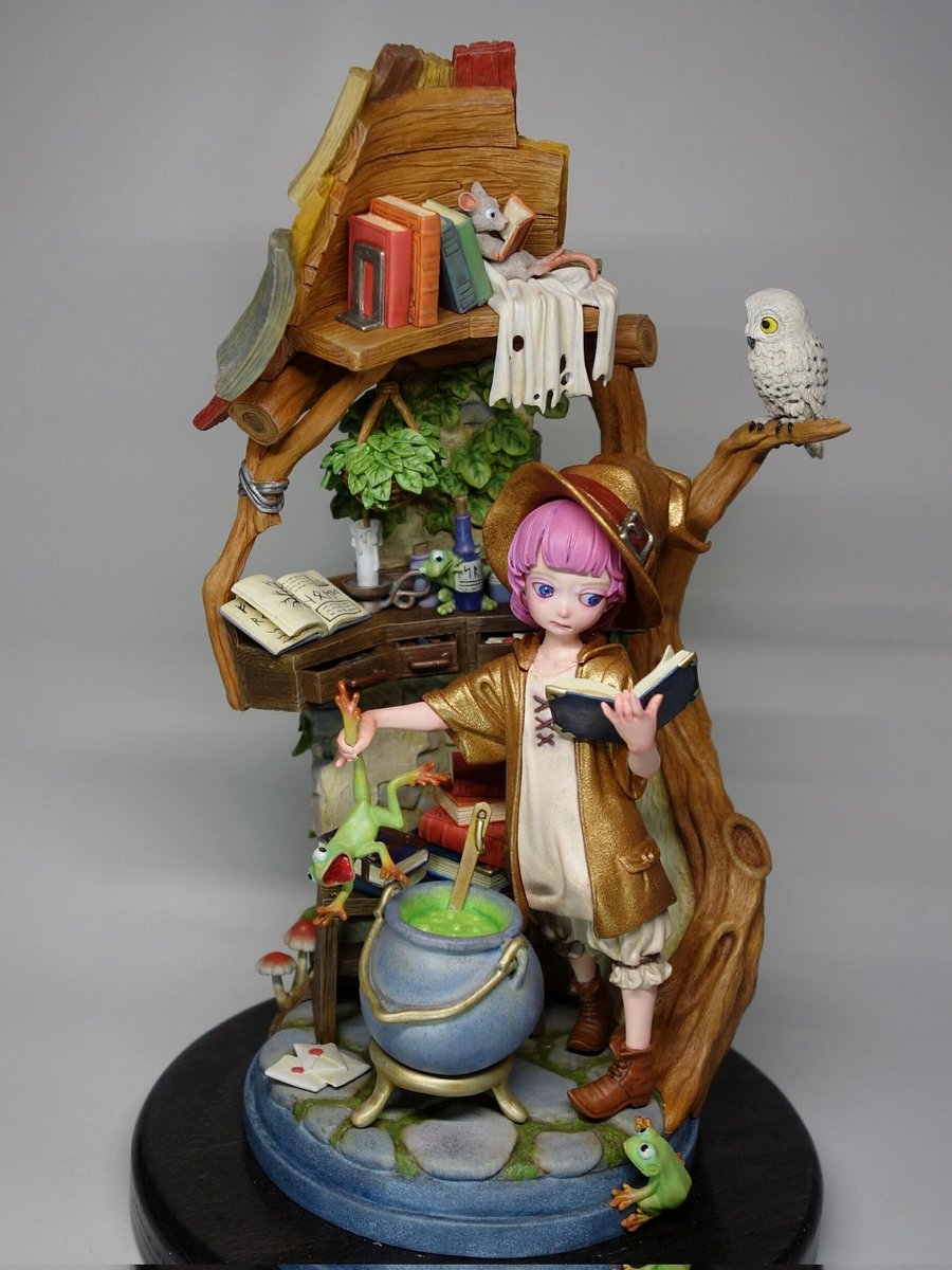 addler3159's tweet image. North.9さん（@lucky0611g）原型の『魔女の日常』、完成です✨️ギュッと詰まった造形密度に負けないよう、塗装にもパワーかけました😅様々な質感表現の塗り分けが大変ながらも面白いですね😃