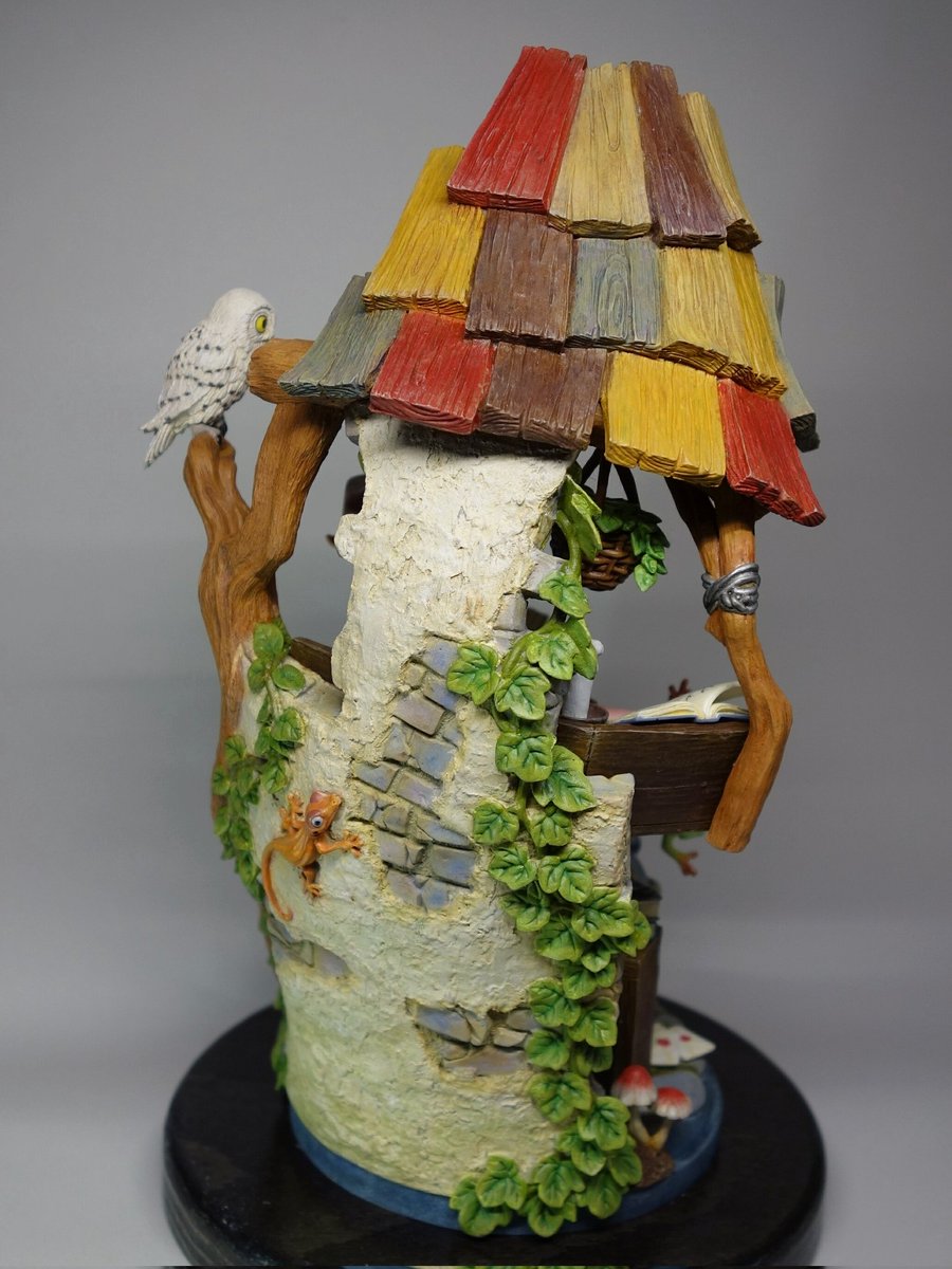 addler3159's tweet image. North.9さん（@lucky0611g）原型の『魔女の日常』、完成です✨️ギュッと詰まった造形密度に負けないよう、塗装にもパワーかけました😅様々な質感表現の塗り分けが大変ながらも面白いですね😃