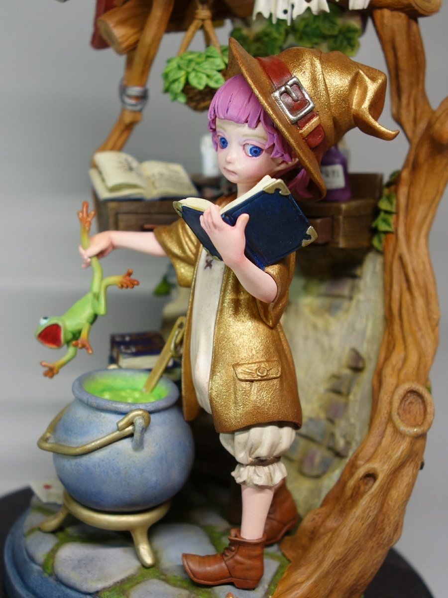 addler3159's tweet image. North.9さん（@lucky0611g）原型の『魔女の日常』、完成です✨️ギュッと詰まった造形密度に負けないよう、塗装にもパワーかけました😅様々な質感表現の塗り分けが大変ながらも面白いですね😃