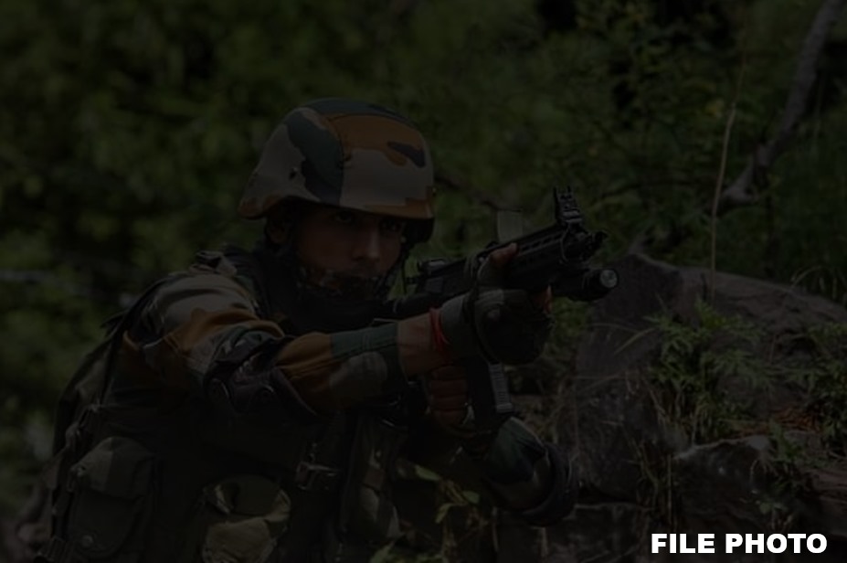 Two 🐖 have been Hoorified by the security forces in the ongoing operation in Keran, Kupwara. 

Search of the area in progress.

#hoorification #JammuKashmir