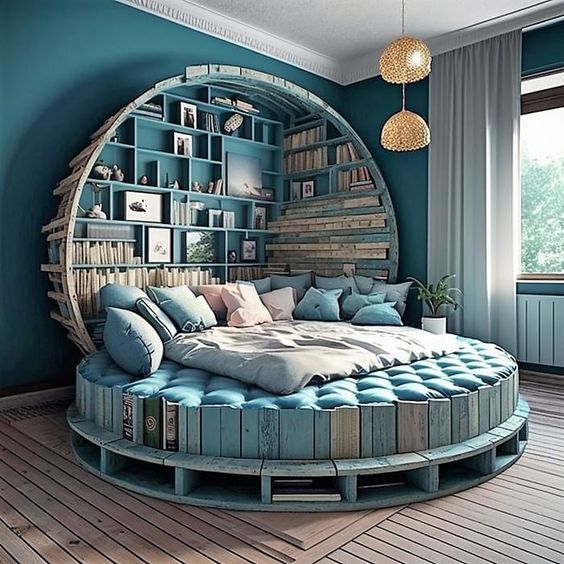 ❤️ FOR READERS ONLY - Best of the Month! - mailchi.mp/oliviasavage.c…