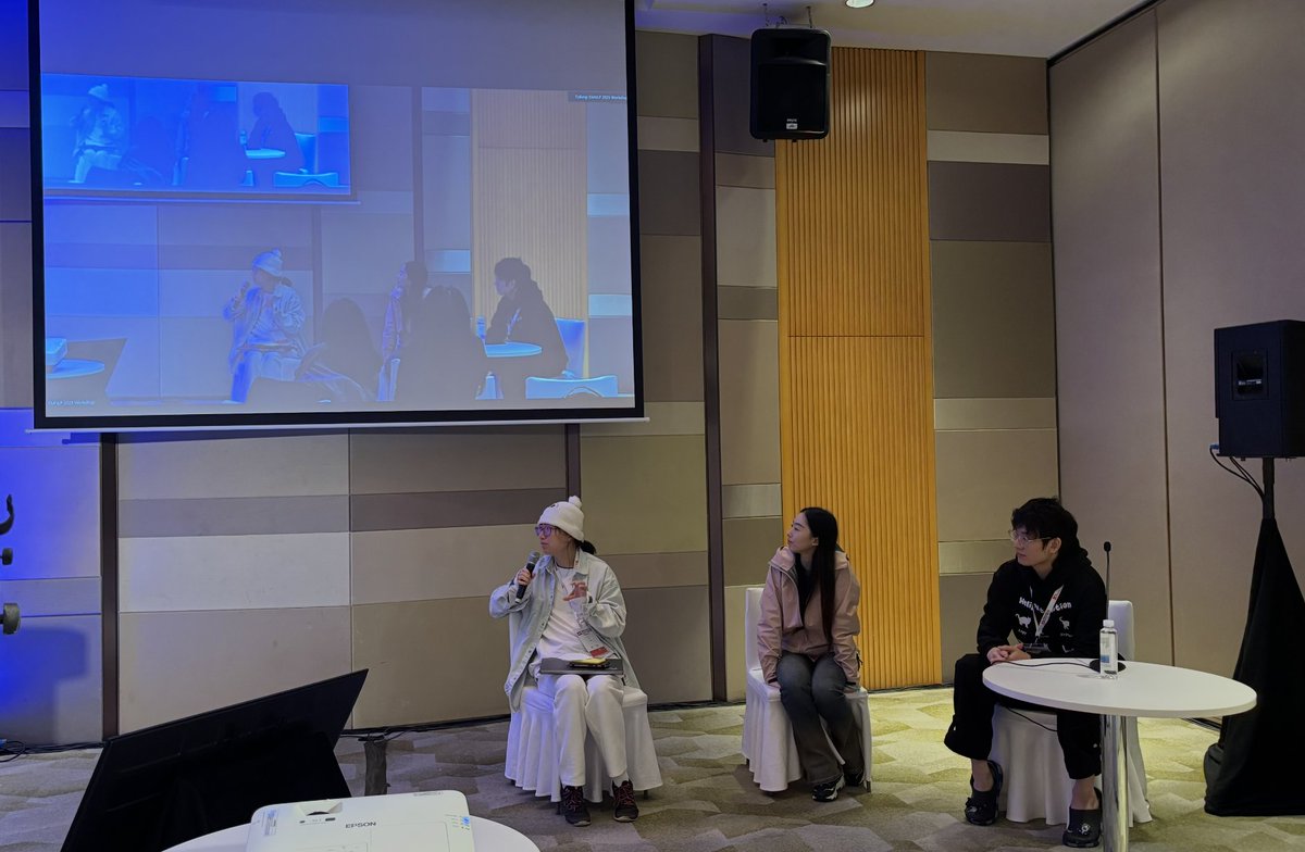 WiNLPWorkshop's tweet photo. It's a mentorship session now with three great Apple mentors: Tianjun Ye, Shu W., Vivien Zhao https://t.co/GouyUhh12D