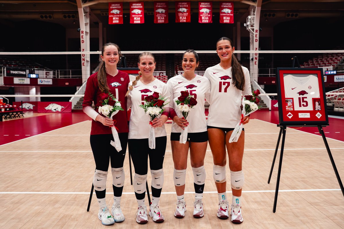Razorback Volleyball tweet media