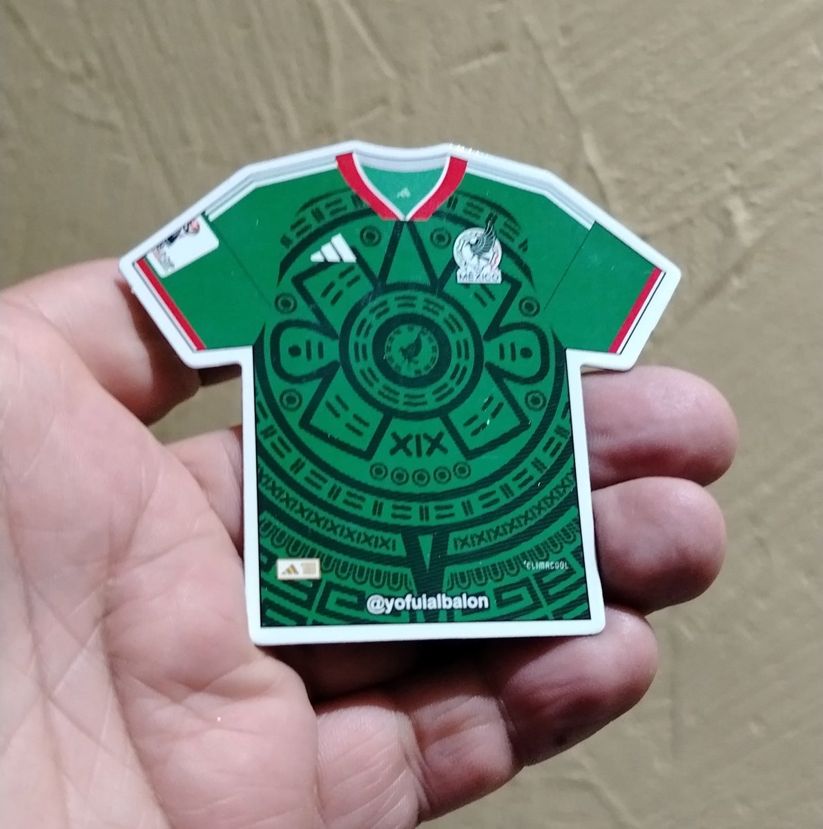 Podrá o no gustarnos el jersey de la selección mexicana para la <a href="/fifaworldcup_es/">Copa Mundial FIFA 🏆</a> <a href="/fifaworldcup_pt/">Copa do Mundo FIFA🏆</a> PERO A MÍ LOS IMANES ME QUEDARON MUY CHINGONES!!!!! 👏🏻👏🏻👏🏻😎🤟🏼 #Mexico 🇲🇽