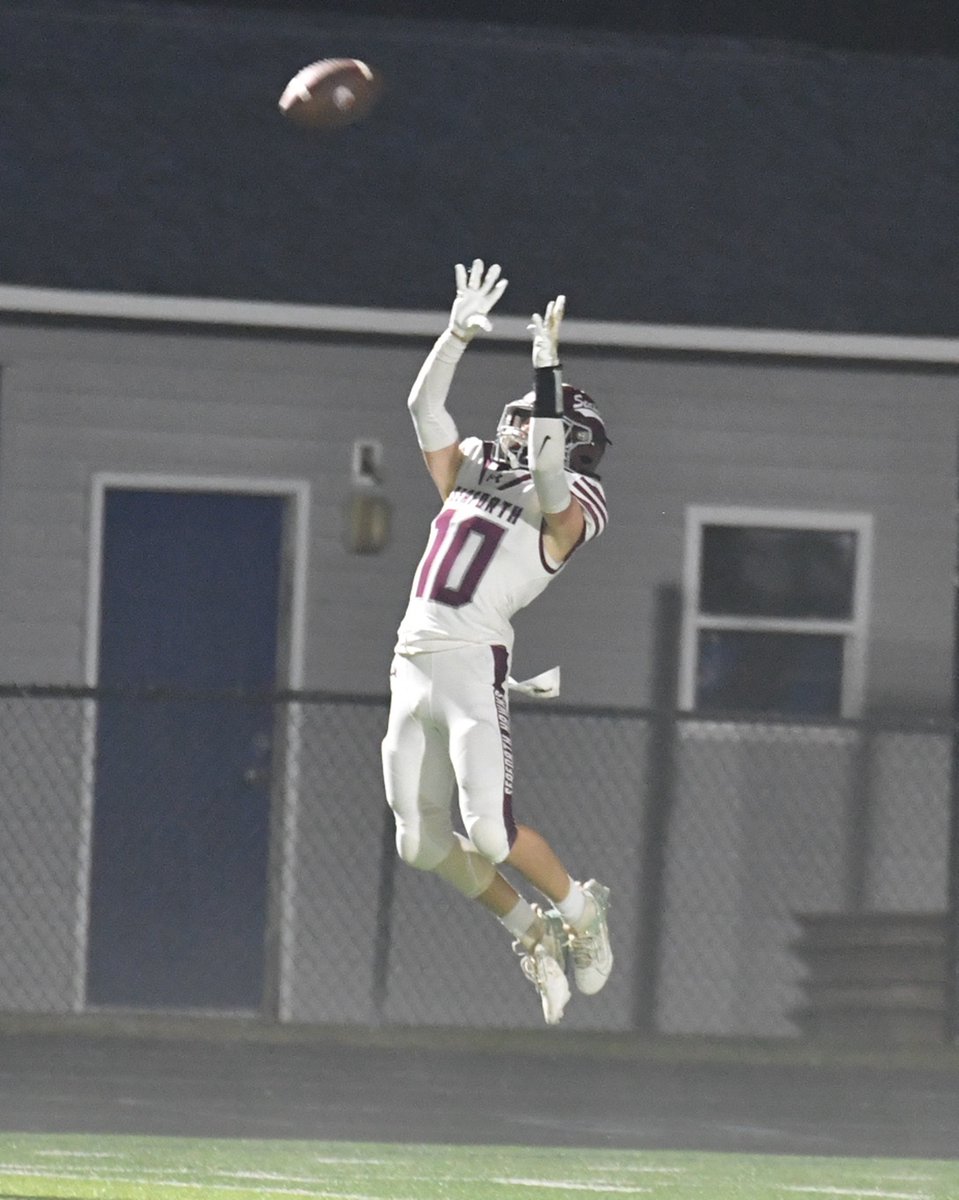 Congrats on the thrilling win tonight <a href="/seaforthhawksfb/">Seaforth Football Team</a>. I enjoyed covering your team. Best of luck in the second round. Here are some photos I took from the game