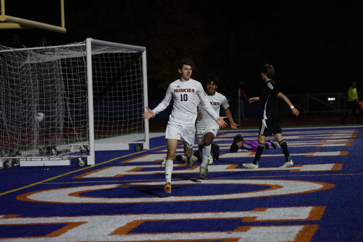 Naperville North Athletics tweet media