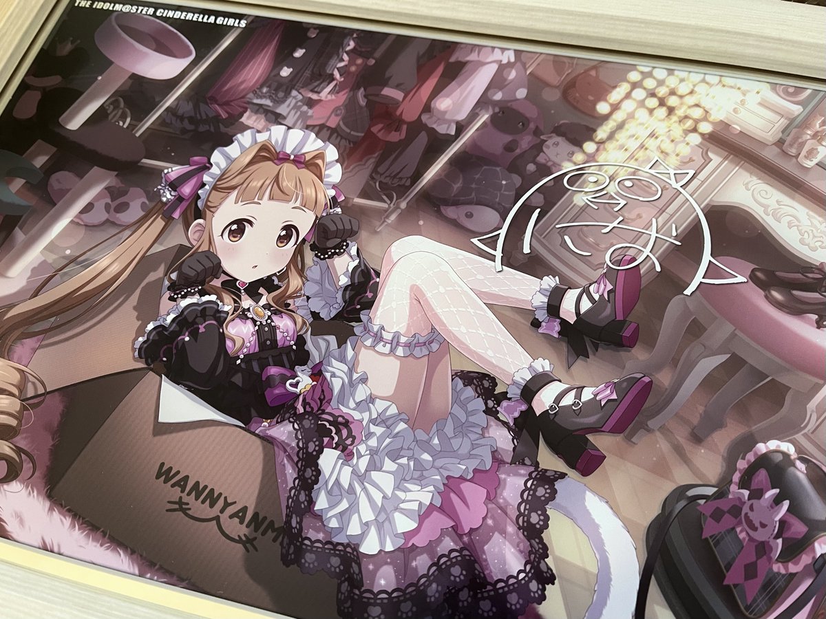 仁奈ちゃんパブミラー届いた〜✨
やっべぇ