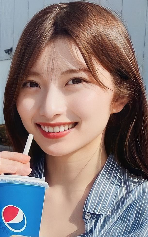 こういう顔の系統の女性好きなんだけど同士いる？？
（これ何系っていうの？）