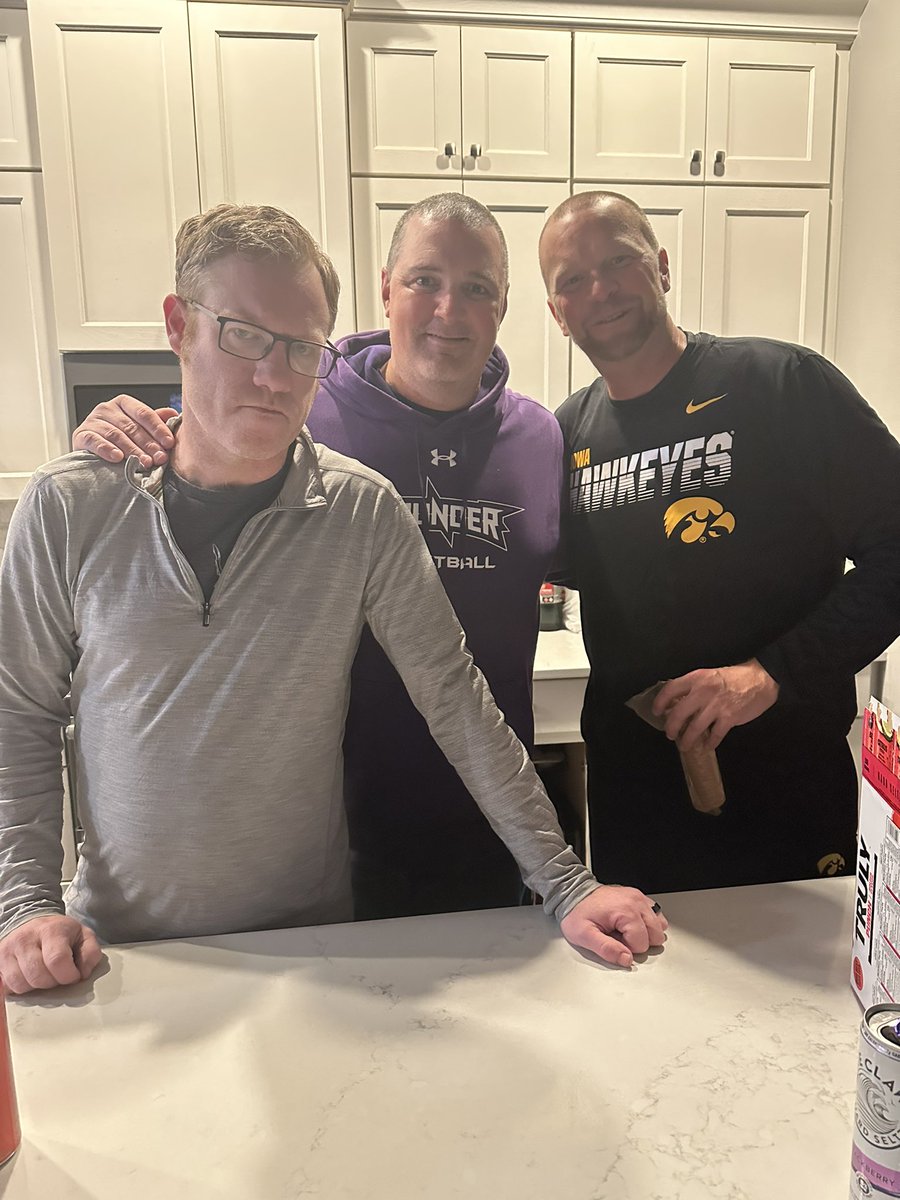 Sean Bucheit tweet media