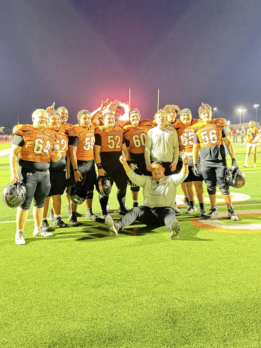 CoachTorres60's tweet image. So proud of the fight. So proud of the grit. Words can’t explain how proud I am of these kids. 

Playoff time in Texas!!!

#MOB