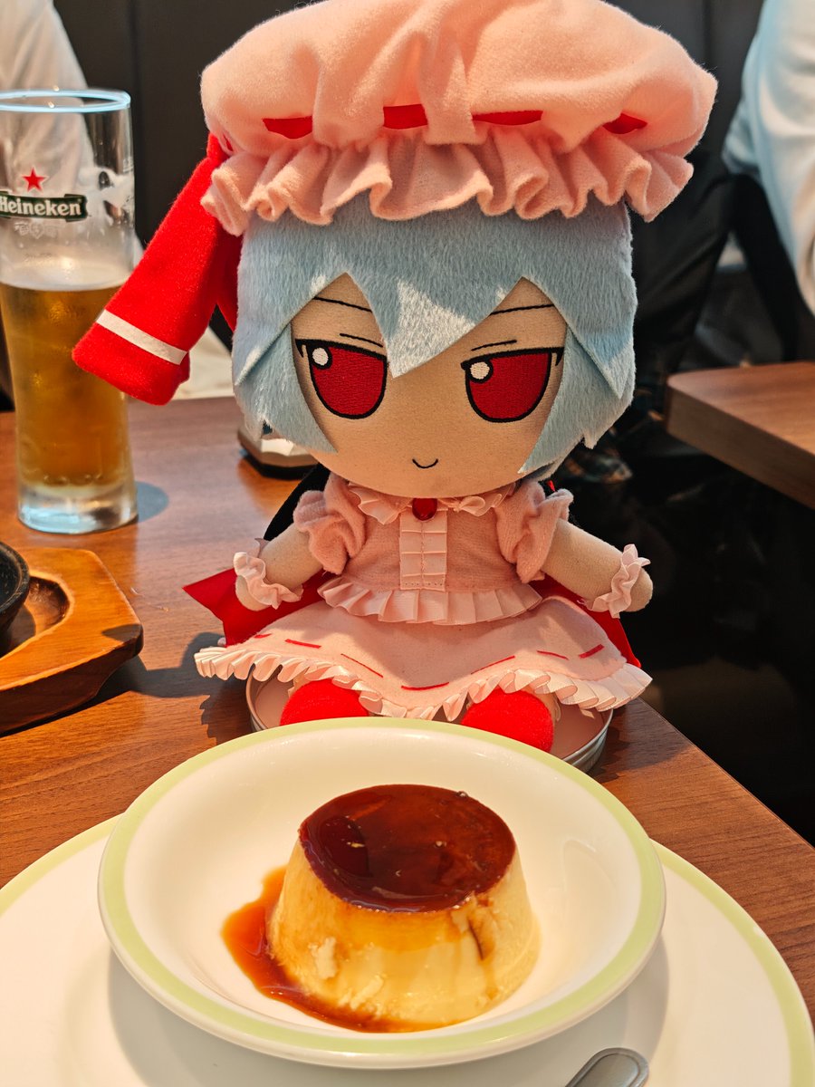 Sub_Gallardo's tweet photo. レミリアのプリン
Remilia's Pudding
#fumo 
#fumofumo 
#ふもふも 
#ふっもーにんぐ
#ふもふもの写真を貼る見た人もやる https://t.co/WBIivRxFTm