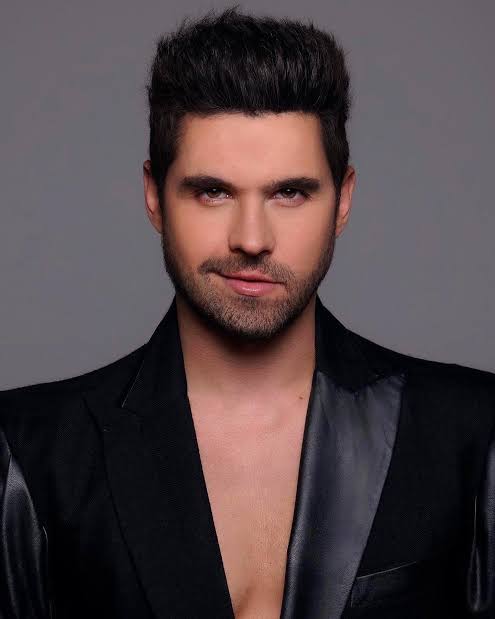 Seré breve: 
MAESTRO!