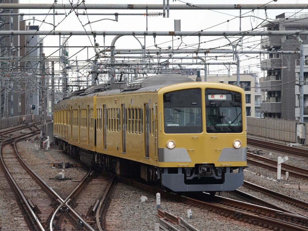 Buutan1982's tweet photo. 101系撮影・乗車イベント
西武新101系 263F
行程は
保谷→池袋→豊島園→練馬(引上線で折り返し)→石神井公園(引上線で折り返し)→池袋
でした。 https://t.co/kruTrTWsgA