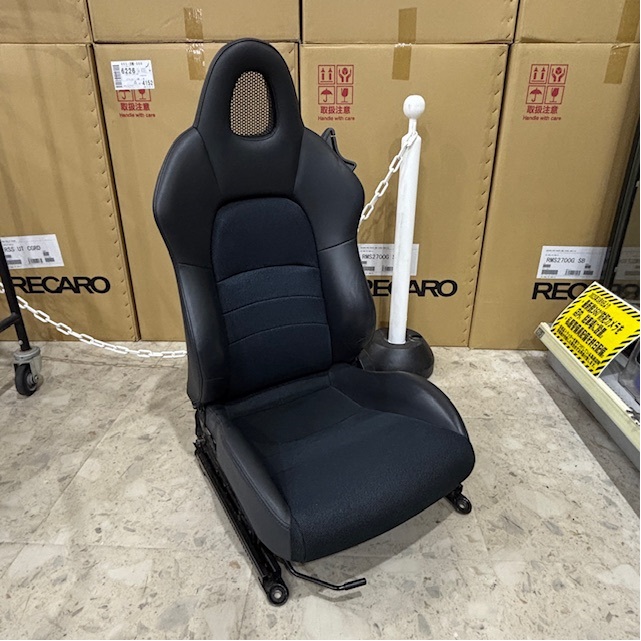 asm_reuse's tweet image. ホンダS2000 純正シートを買取させていただきました。
左右セットでお持ちいただきました。

ありがとうございます。