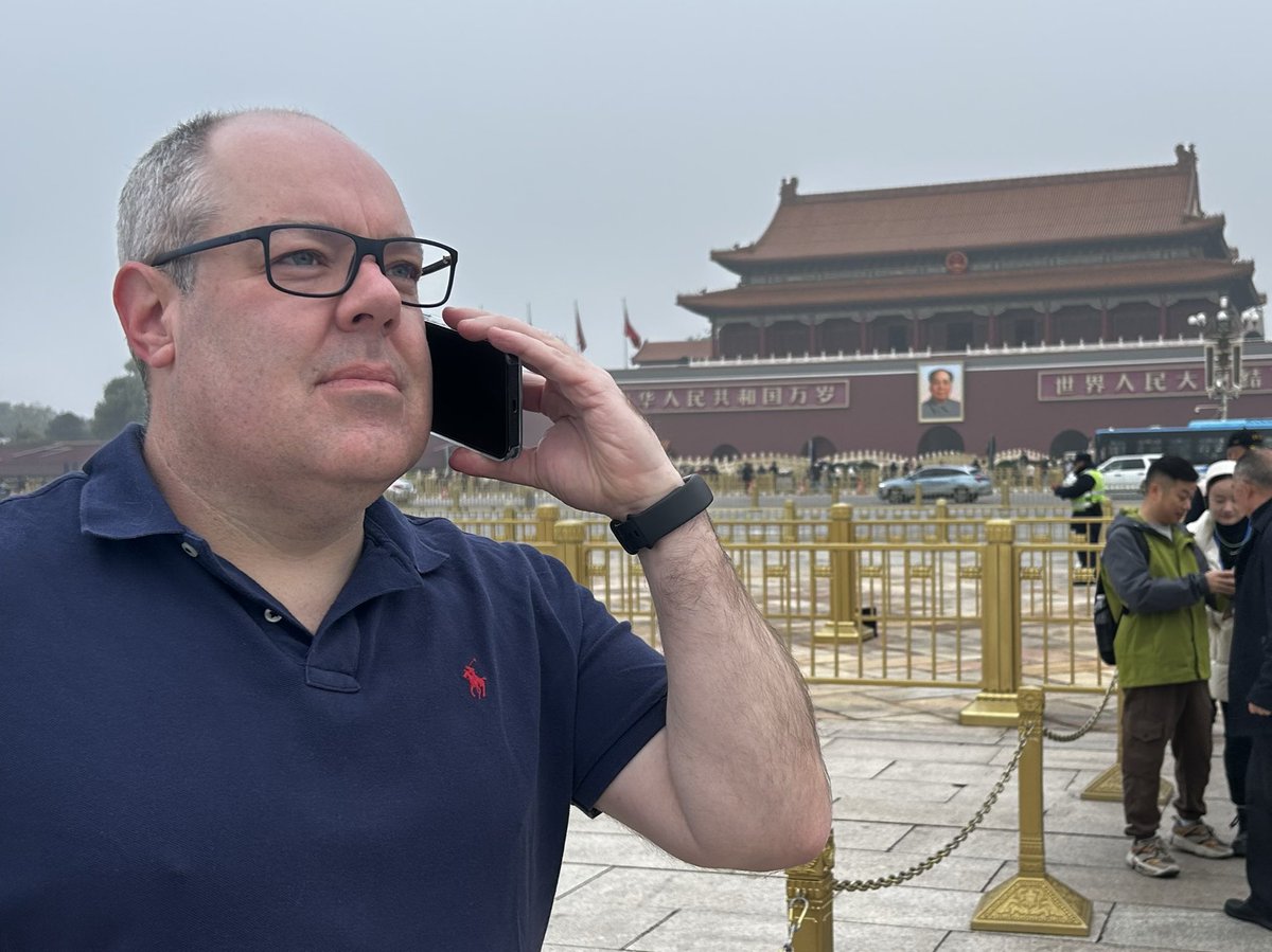 Thanks for the duck and dumplings. Shanghai Disney and the Great Wall were superb. Had a great time! Now headed back to Victoria. 

謝謝