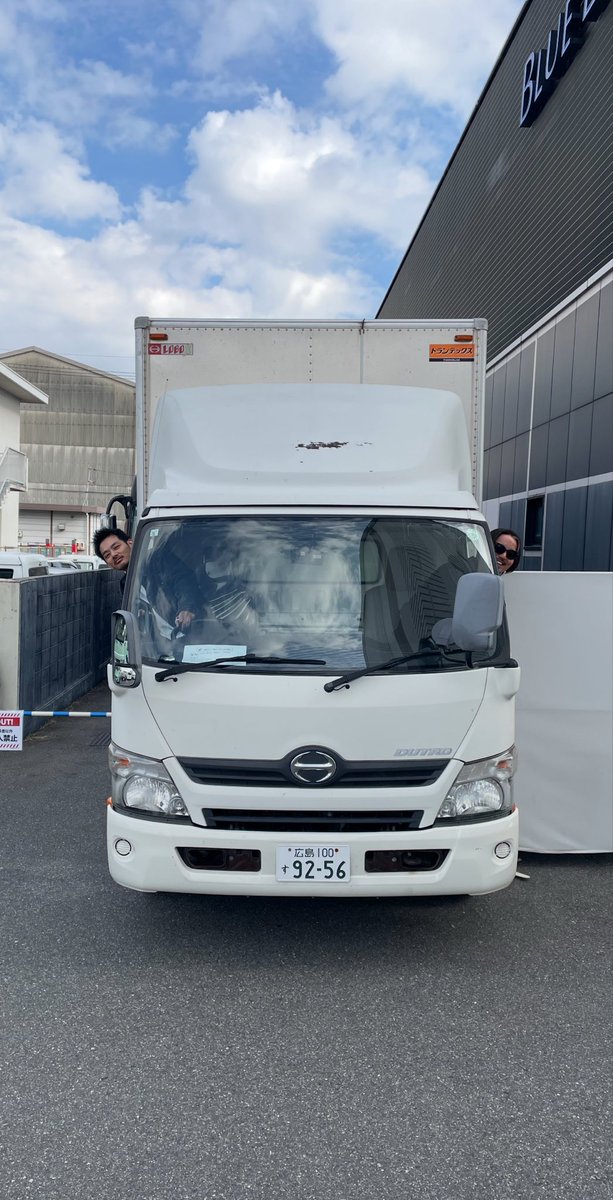 名乗るほどのものではない on X