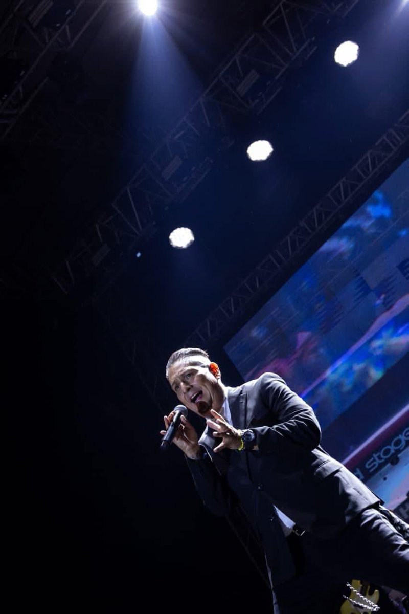 indira_vizcaino's tweet photo. ¡Así se vivió el gran concierto de Inspector en la Feria de Todos los Santos Colima 2025! 🎺 Una noche llena de ritmo, energía y mucho ska mexicano 🇲🇽.

Todas las voces corearon “Amargo Adiós”, demostrando que la fiesta se vive con el corazón. ❤️ Gracias a todos los que asistieron a disfrutar este concierto gratuito.  📸Les comparto los mejores momentos de la noche.