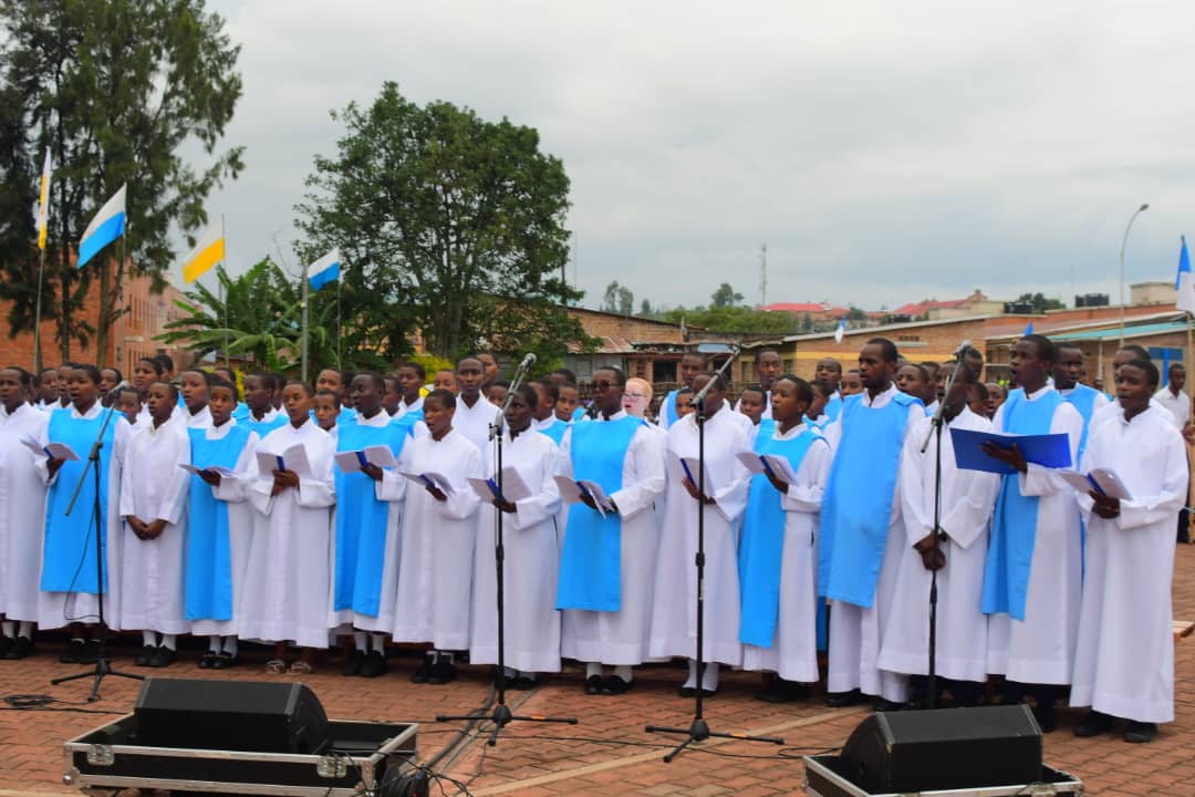 DOCICO_CEPR's tweet image. Kuri wa 6 tariki 8/11/2025 harahimbazwa Yubile y'ubutumwa bw'Abalayiki ku rwego rw'igihugu muri Diyosezi ya Byumba