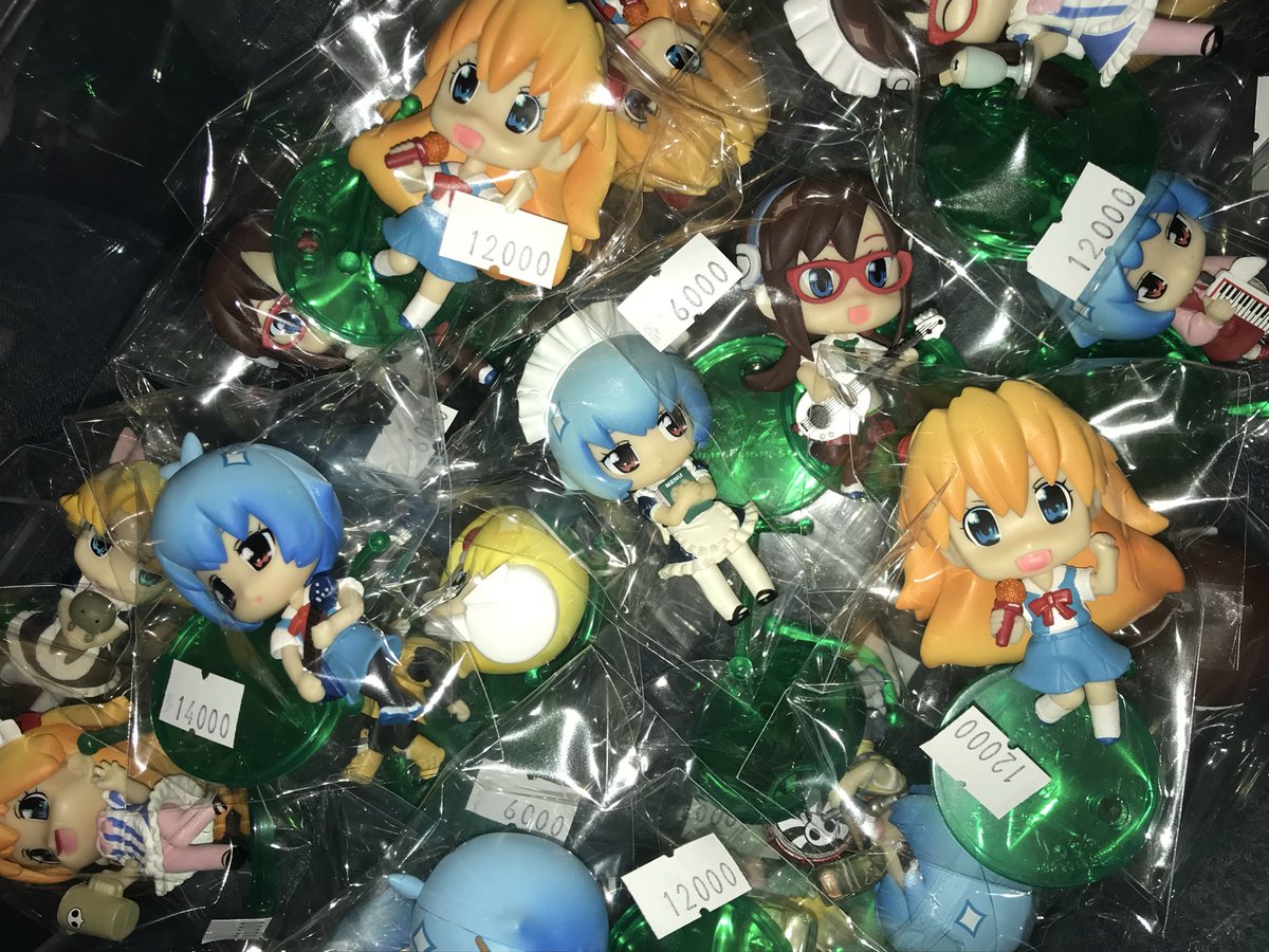 [오프라인 입고]

에반게리온 트레이딩 피규어/푸치에바 피규어들이 여러가지 입고되었습니다!