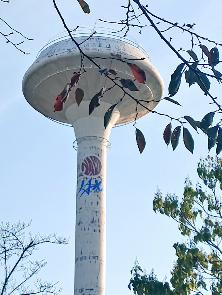 金木犀@C107は2日目西2え-50b on X