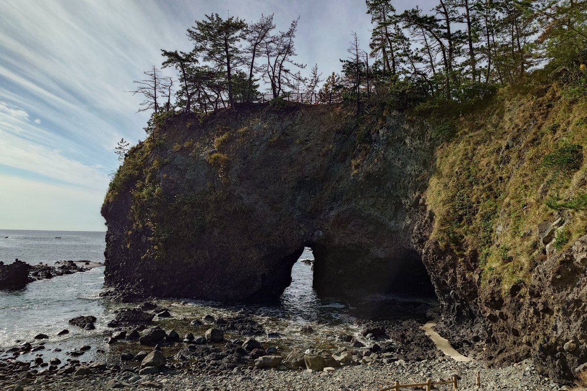 tomox_c's tweet image. 能登金剛を訪問