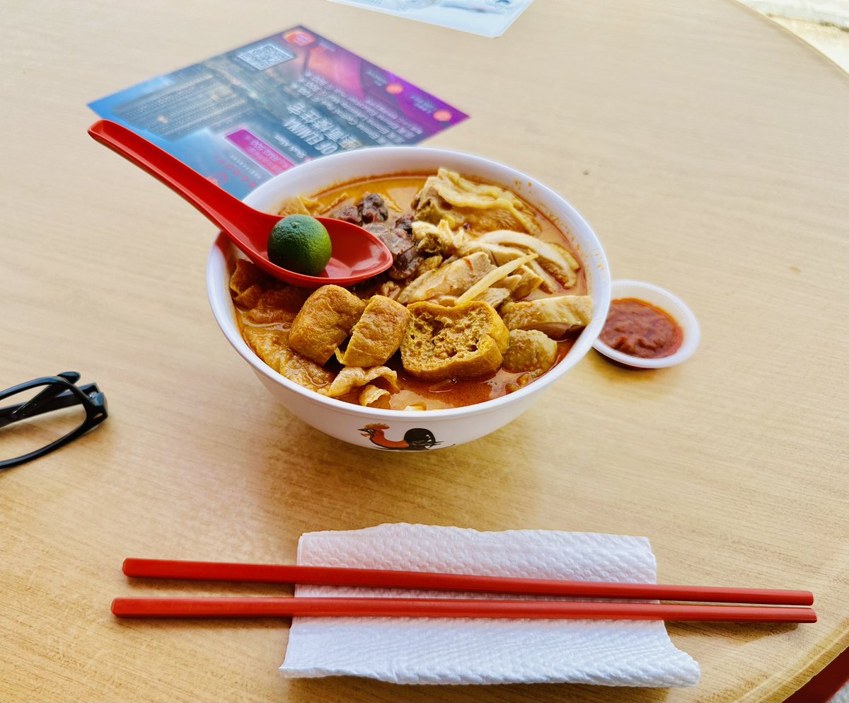 海外に住むって、
豪華なことより、
こういう一杯に救われる日が多い。