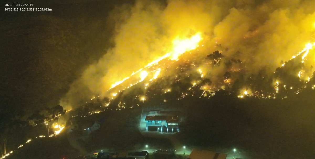 _ArriveAlive's tweet image. Firefighter fighting fires in the Greater Overberg

arrr.co.za/6R2i2

#ArriveAlive #Fires #GreaterOverberg