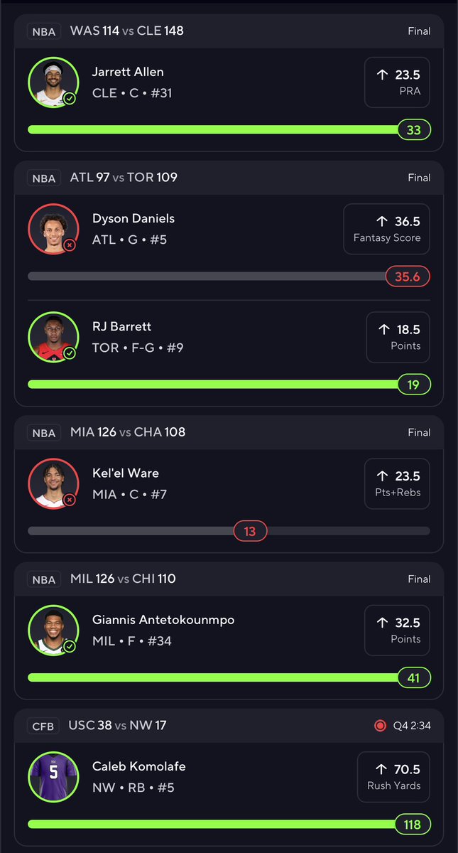 Zach Roberts tweet media